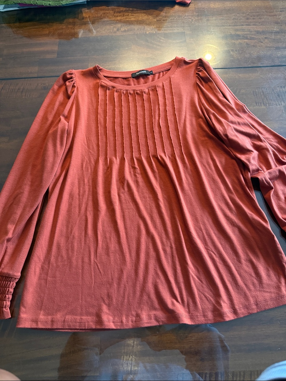 Automet Rust Pintuck Detail Long-Sleeve Tunic